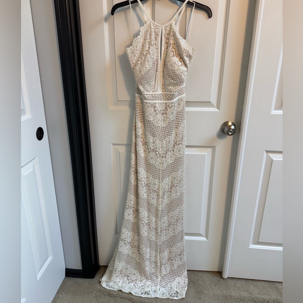 NWT dress. Sparkle detail. Size 5 juniors